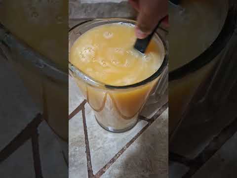 Haciendo una rica😋 agua de durazno 🍑 para la calor dios los bendiga🙏