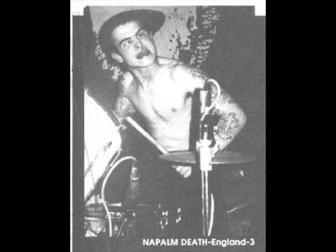 Napalm Death - Siege Of Power ( Live Nottingham 1986. 7. 7 . Crust Punk-Grindcore)