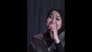 Download lagu Kenangan voc. selvi anggraini mp3 Download lagu Kenangan voc. selvi anggraini mp3
