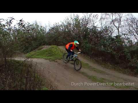 Stepup Mutsprung Dirtjump Special / Bikepark Recklinghausen nah bei Halde Hoppenbruch  # 35