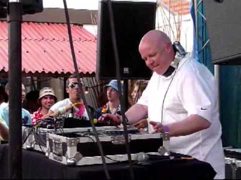Ernesto vs. Bastian @ Luminosity Beach Festival 05.07.2009