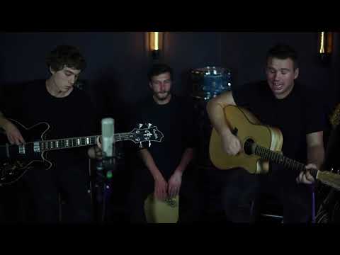 Event Entertainers presents Joe Moore and his Trio - Stuck In The Middle With You by Stealers Wheel