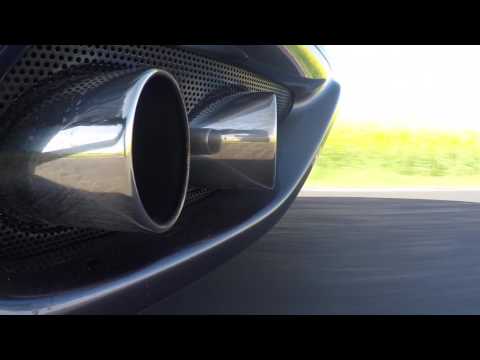 Ferrari FF - Sound | auto motor und sport