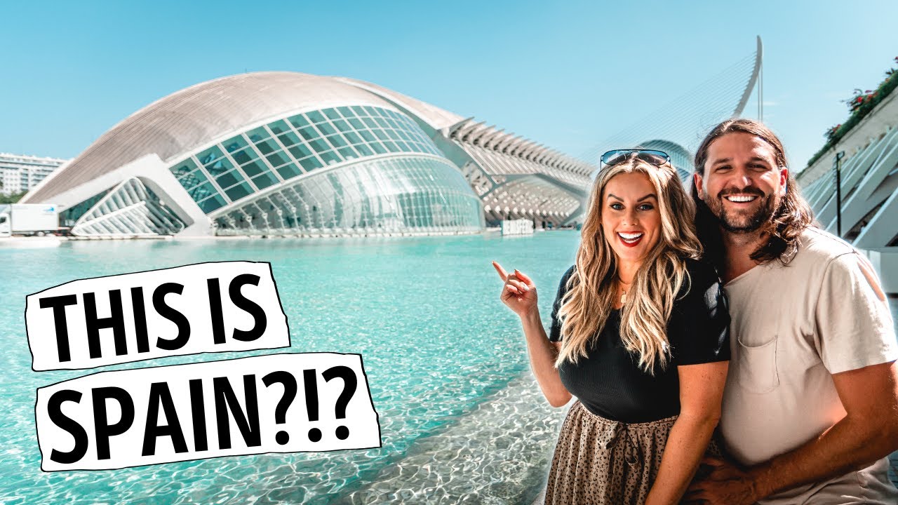 One Day in Valencia, Spain - Travel Vlog | What to Do, See, & Eat!