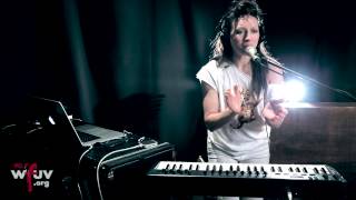 My Brightest Diamond - &quot;Lover Killer&quot; (Live at WFUV)