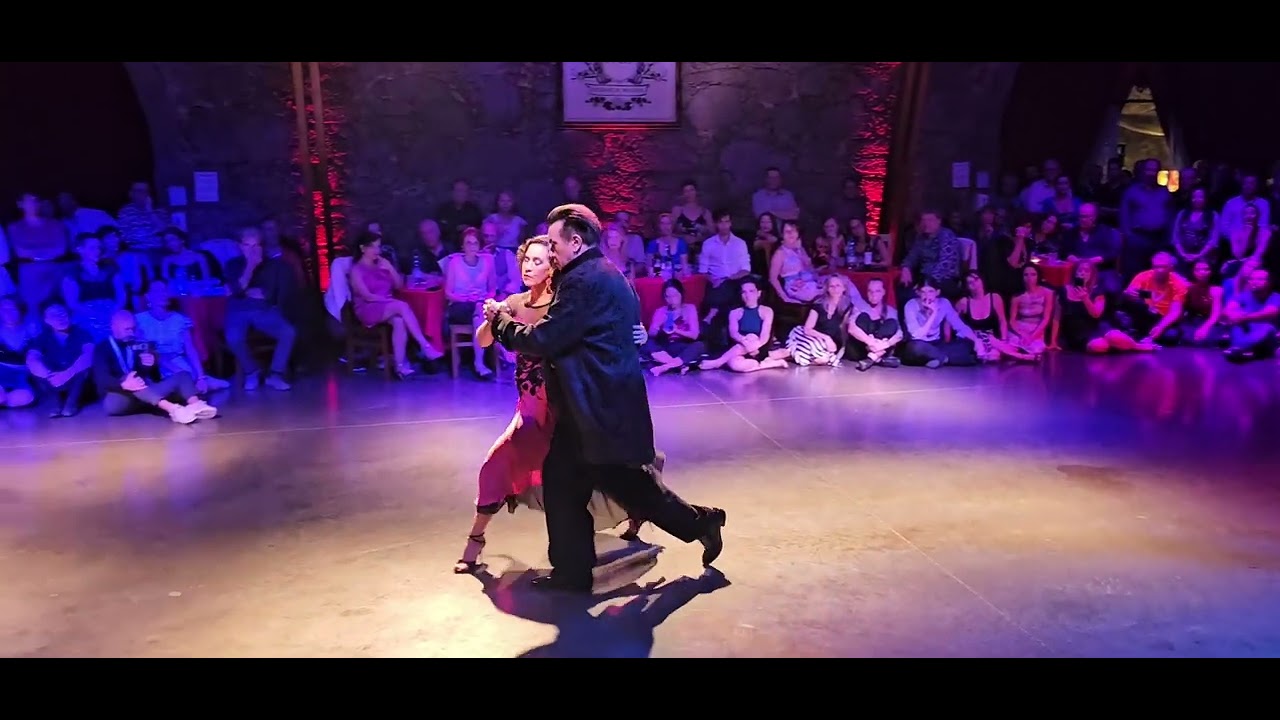 Chicho Frumboli y Joana Sepulveda. Libertango - Ave Maria. - 5/6. 12th Milongueros All Aboard