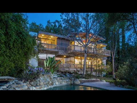 17269 Oak View Drive | Encino - The Agency