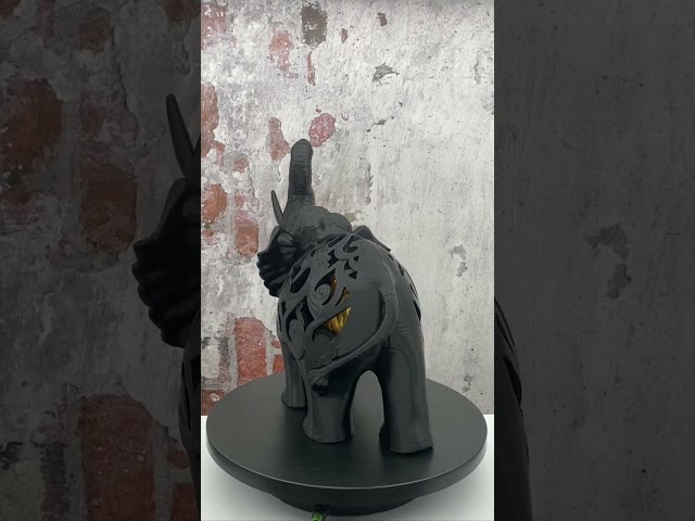 مجسم الفيل (اسود وذهبي)