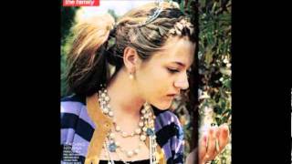 Hole- Heaven Tonight Live -Frances Bean Cobain and Family