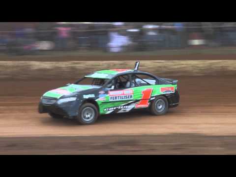Modified Sedans - Heat 13 - Australian Title - Carrick Speedway - 04.04.15