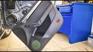 How to remove right front door panel - Skoda Octavia mk3 (2013-2020)