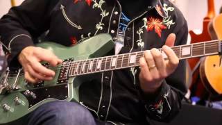 Video thumbnail for The New Warhawk RT from Reverend Guitars  •  NAMM 2014 by Wildwood Guitars
