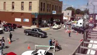 preview picture of video '2010 Tyler Shipman memorial carshow, Frazee, MN, Rooftop view 1'
