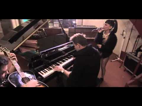 Jasmine Kara - Can't lie to me - Live -X level studios on swedish television