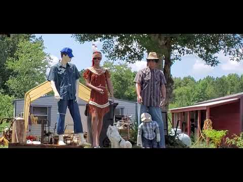 Drama With The Mannequin Family