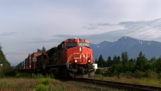 preview picture of video 'CN 2290 at Valemount (23AUG2013)'