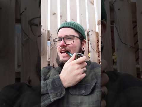 Halloween pipe chat and Rattrays Fachen first smoke