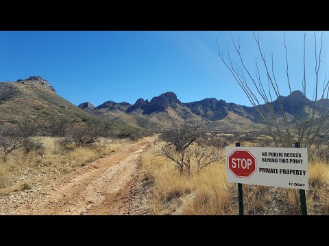 Gunsite Pass & the White Mine just East of Green Valley