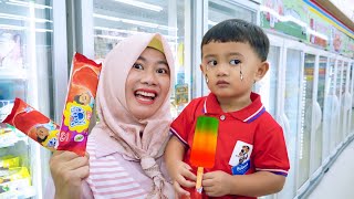 Download lagu CRYING CLEARLY ICE CREAM MELTING 🥵 AZAM BUYING JUMBO ICE CREAM mp3 Download lagu CRYING CLEARLY ICE CREAM MELTING 🥵 AZAM BUYING JUMBO ICE CREAM mp3