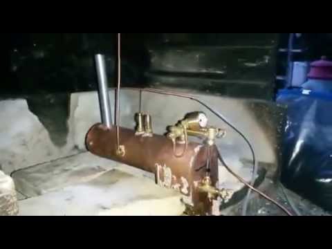 Dampflokkessel 1:22,5 mit Echter Kohle gefeuert. Erstes Anheizen