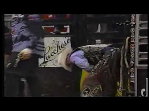 Bad Bubba bucks Justin McBride - 03 PBR Raleigh