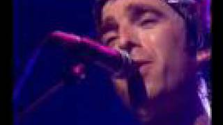 Oasis Half the World Away - Live Noel (Quality)