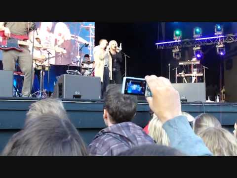 Kim Wilde & Fibes, Oh Fibes!