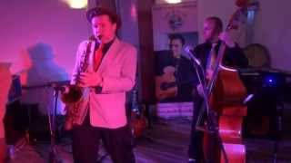 The Chicken and the Hawk - Five Guys Named Joe @ the Jukebox Live