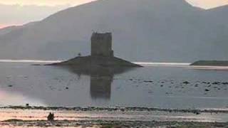preview picture of video 'Castle Stalker Sunset'