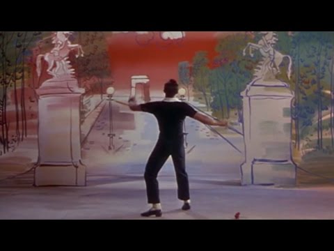 Lost in Paris (Clip 'On the Tower')