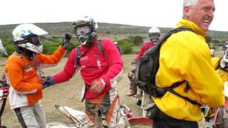 preview picture of video 'Enduro Africa 2008 orange vs red'
