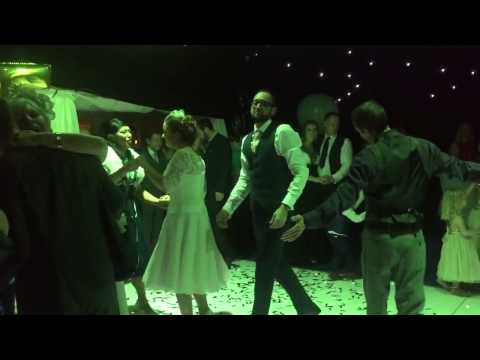 download lagu mp3 mp4 Coldplay Yellow First Dance, download lagu Coldplay Yellow First Dance gratis, unduh video klip Coldplay Yellow First Dance