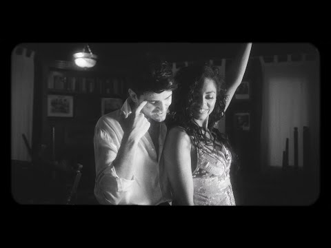 Pepe Bernabé, NIA - Vuelvo a caer (Videoclip Oficial)