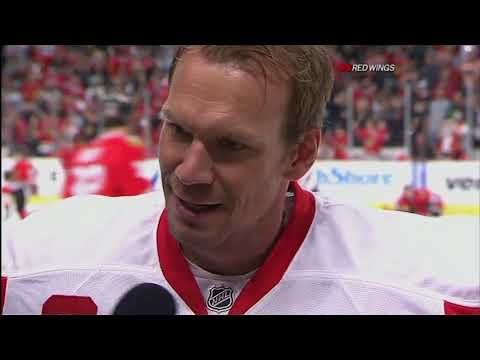 NHL   Oct.09/2010    Detroit Red Wings - Chicago Blackhawks