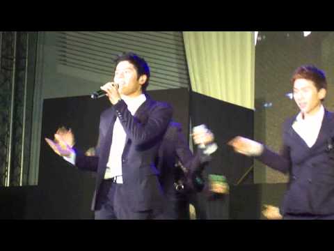 [FANCAM] 120113 ZE:A at Glorietta - Mazeltov