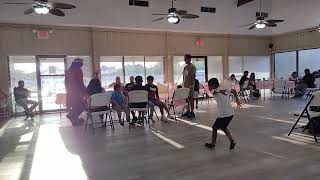 Payaso Pikorete Celebrando el Cumpleaños de Aurora en Pine Hills Fl La Sillita