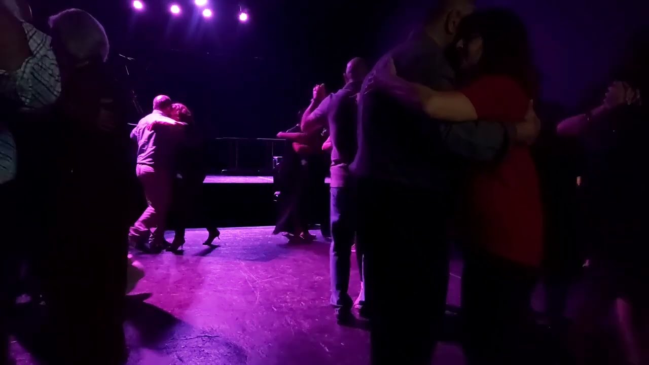 Juan D'Arienzo el REY del COMPÁS: Está noche me emborracho🔥TDJ Súper Pancho 22/04/23 USHUAIA 🇦🇷