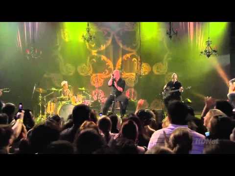 Daughtry - What I Want (Live From California 2009)