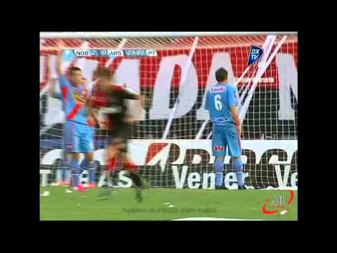 GOLAZO DE CHILENA SCOCCO - NEWELL'S 2 ARSENAL 1 - FECHA 12 (27 10 2012)