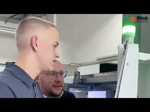 Technisches Lernen in Aktion: Unsere Lehrwerkstatt für die Erfolgsausbildung zum Industriemechaniker