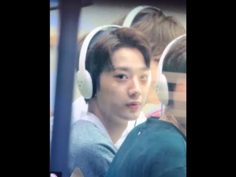 [ Wanna One ] 170828 Laikuanlin at Hongki's Kiss the Radio - 워너원