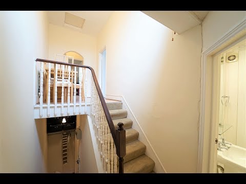 TO LET - split level two bedroom apartment moments from Queens Park W9