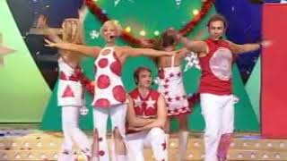 Hi 5   2002 Xmas Concert   01 T was the night before Christmas