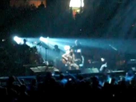 Pearl Jam Philadelphia 10/31/09 - Just Breathe