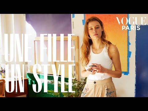 Inside Cyrielle Gulacsy's Parisian apartment | Une Fille, Un Style | Vogue Paris