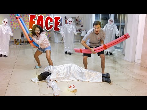 ATACAMOS O FACE E CONSEGUIMOS TIRAR A MÁSCARA DELE! - NOS ARREPENDEMOS!