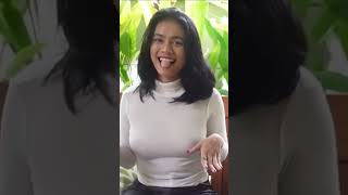 Download lagu cewek cantik buka bh di depan kamera pamer uting mp3