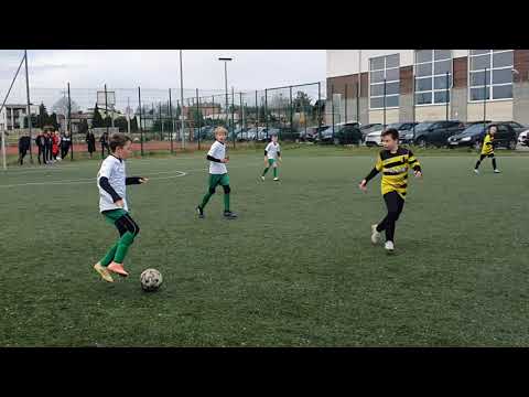 Akademia Radomiak 2010   Młodzik Radom 2010 8 2  2