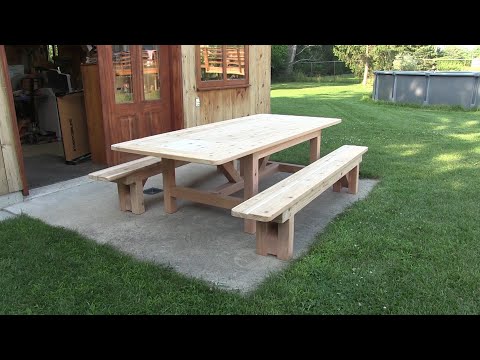 The Woodpecker Ep 301 - Another patio cedar table