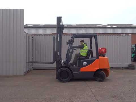 DOOSAN G30P GAS FORKLIFT TRUCK FOR SALE WEST MIDLANDS